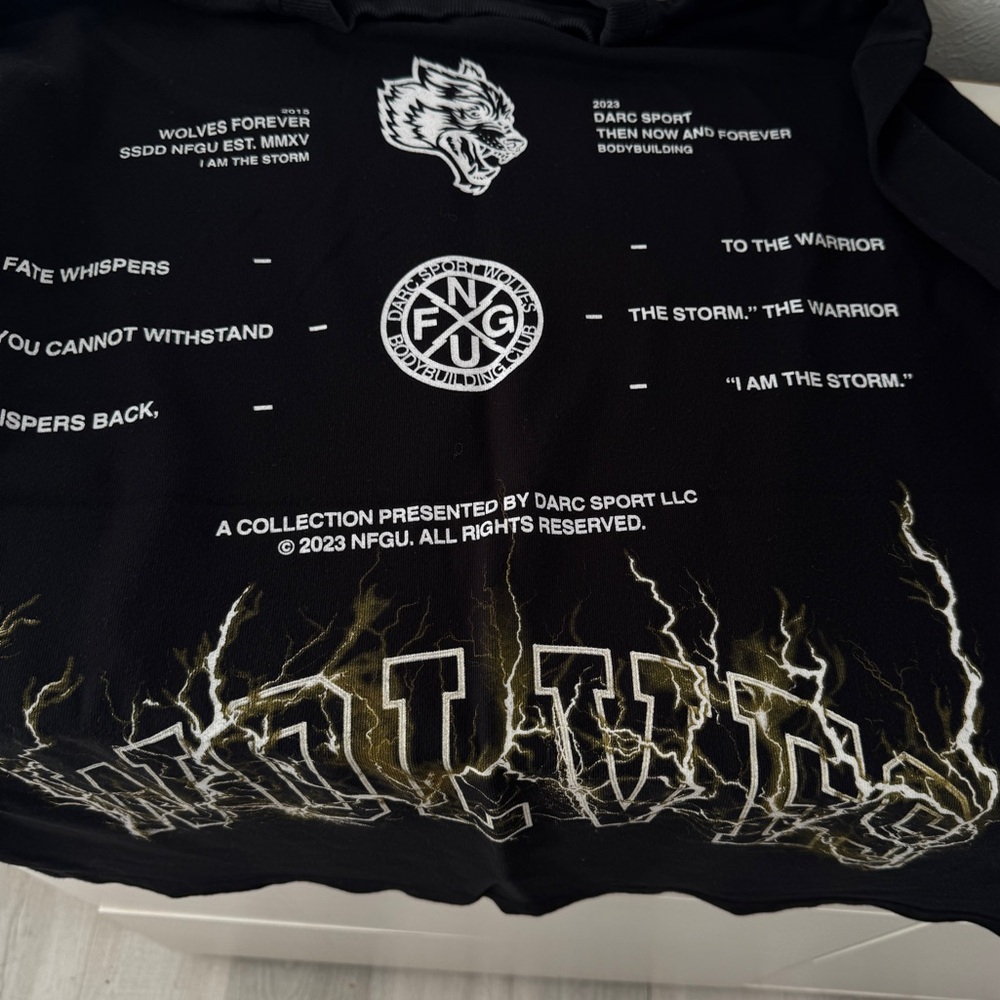 Darc Sport Black Wolves Graphic Tee - Picture 3 of 4